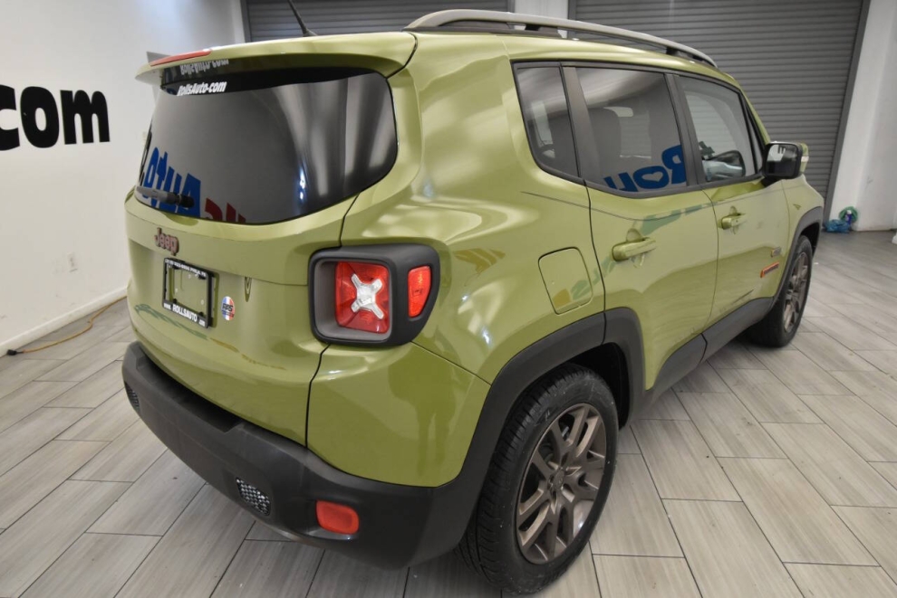 2016 Jeep Renegade Latitude 75th Anniversary, Green, Mileage: 97,307 - photo 4