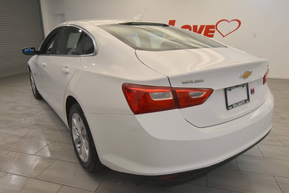 2023 Chevrolet Malibu LT 4dr Sedan w/1LT, White, Mileage: 47,492 - photo 2