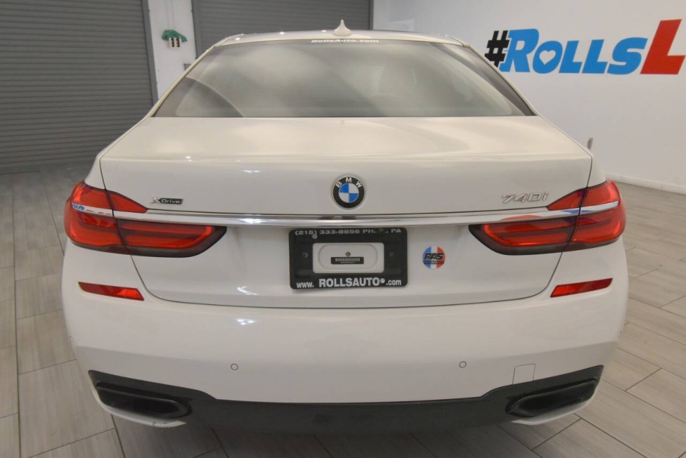 2017 BMW 7 Series 740i xDrive AWD 4dr Sedan, White, Mileage: 82,242 - photo 3