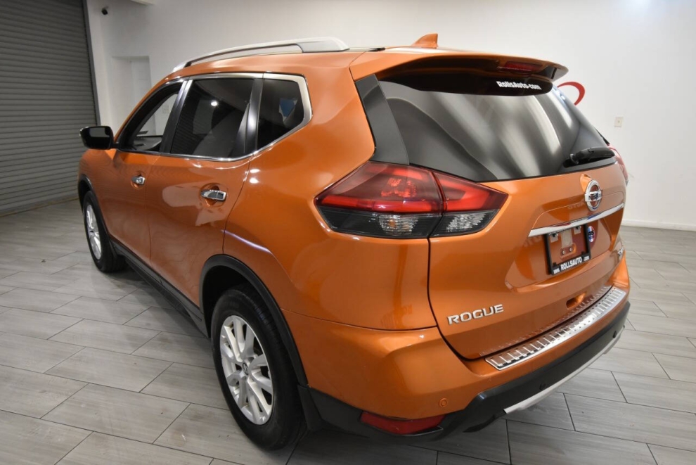 2019 Nissan Rogue SV AWD, Orange, Mileage: 107,962 - photo 2