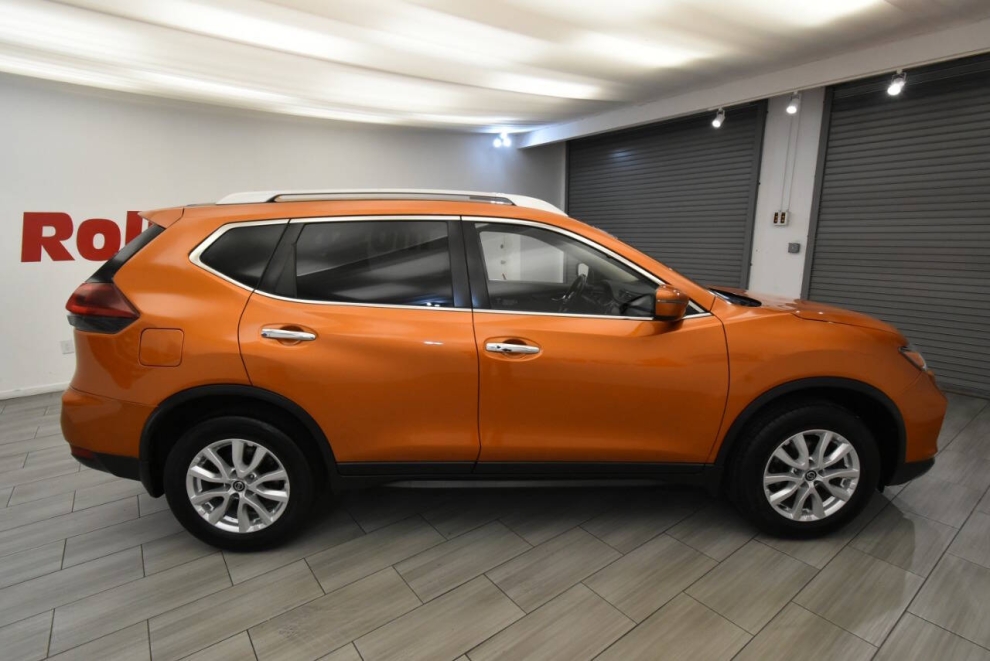 2019 Nissan Rogue SV AWD, Orange, Mileage: 107,962 - photo 5