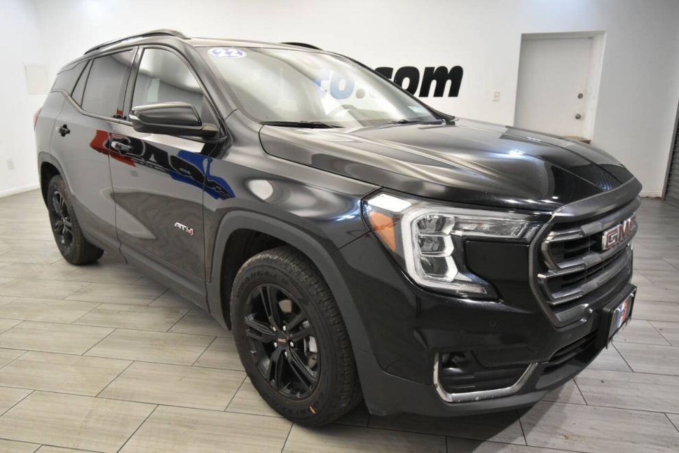 2022 GMC Terrain AT4 AWD 4dr SUV, Black, Mileage: 71,614 - photo 6