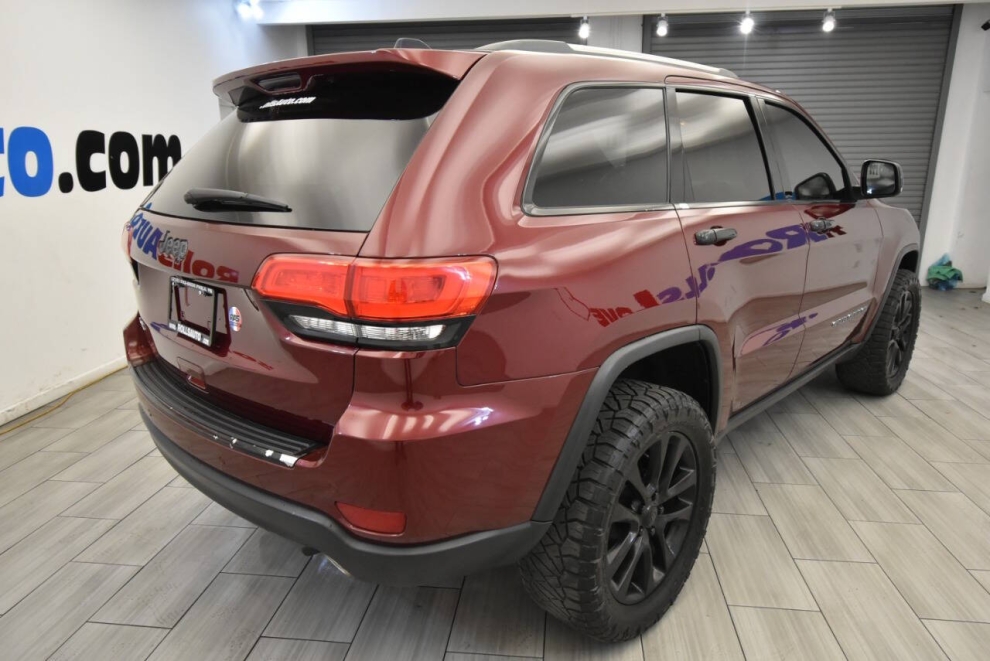 2018 Jeep Grand Cherokee Limited, Red, Mileage: 92,337 - photo 4