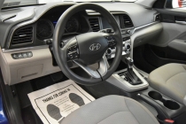 2019 Hyundai Elantra SEL 4dr Sedan - photothumb 9