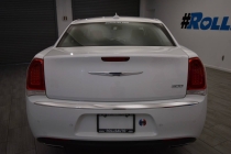 2015 Chrysler 300 Limited AWD 4dr Sedan - photothumb 3