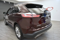 2020 Ford Edge Titanium 4dr Crossover - photothumb 2