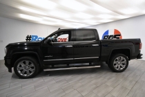 2017 GMC Sierra 1500 Denali 4x4 4dr Crew Cab 5.8 ft. SB - photothumb 1