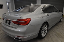 2016 BMW 7 Series 750i xDrive AWD 4dr Sedan - photothumb 4