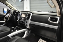 2019 Nissan Titan Pro4X - photothumb 15