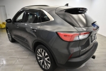 2020 Ford Escape Titanium AWD 4dr SUV - photothumb 2