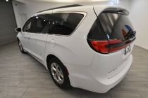 2022 Chrysler Pacifica Limited 4dr Mini Van - photothumb 2